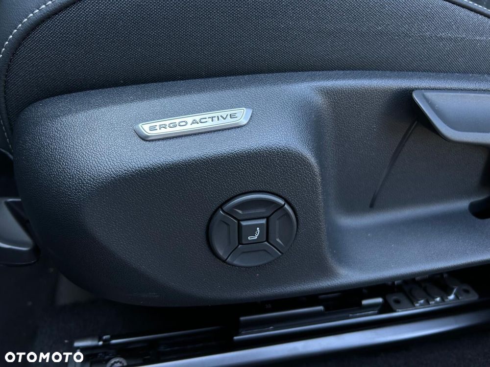 Volkswagen T-Roc - 25