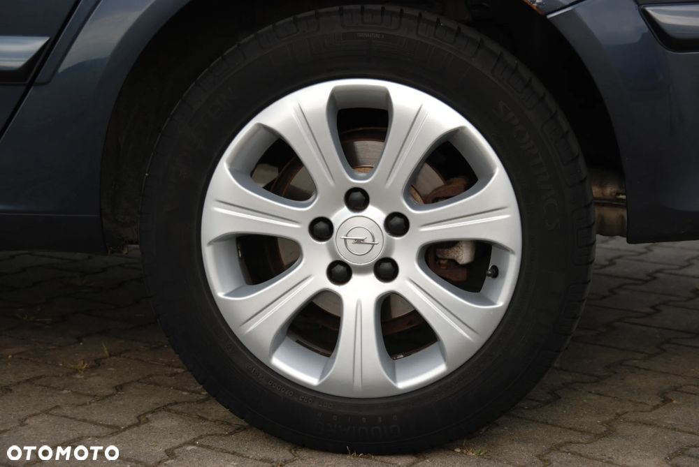 Opel Astra 1.6 - 24