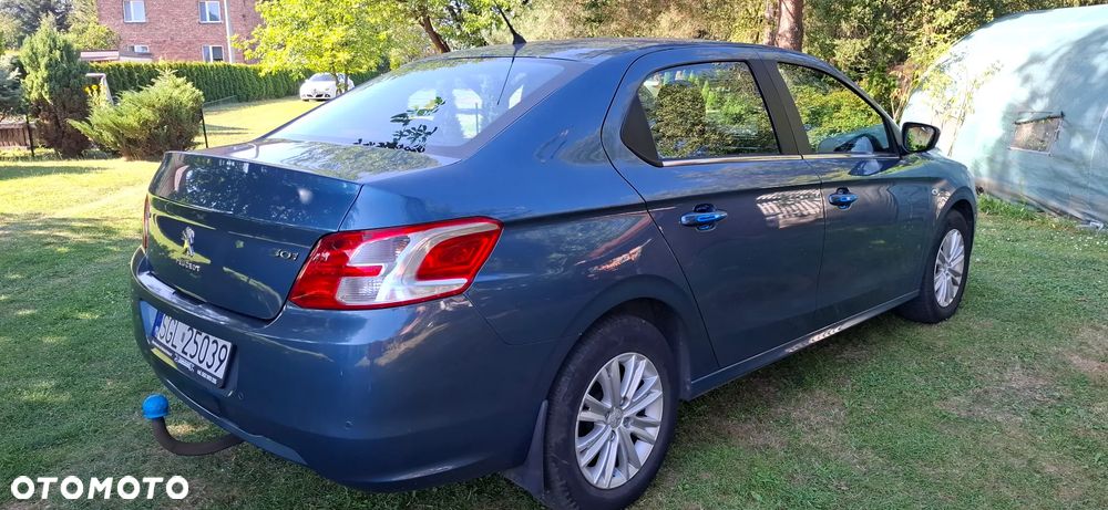 Peugeot 301 1.6 BlueHDi Active - 3