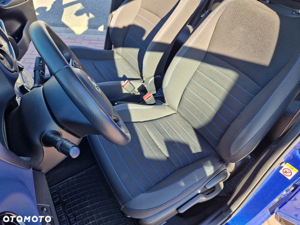 Toyota Yaris 1.5 Selection - 23