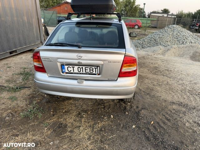 Opel Astra Classic 1.4i - 4