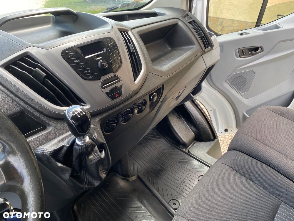 Ford TRANSIT, zakupiony w salonie w Rzeszowie, serwisowany, bezwypadkowy - 28