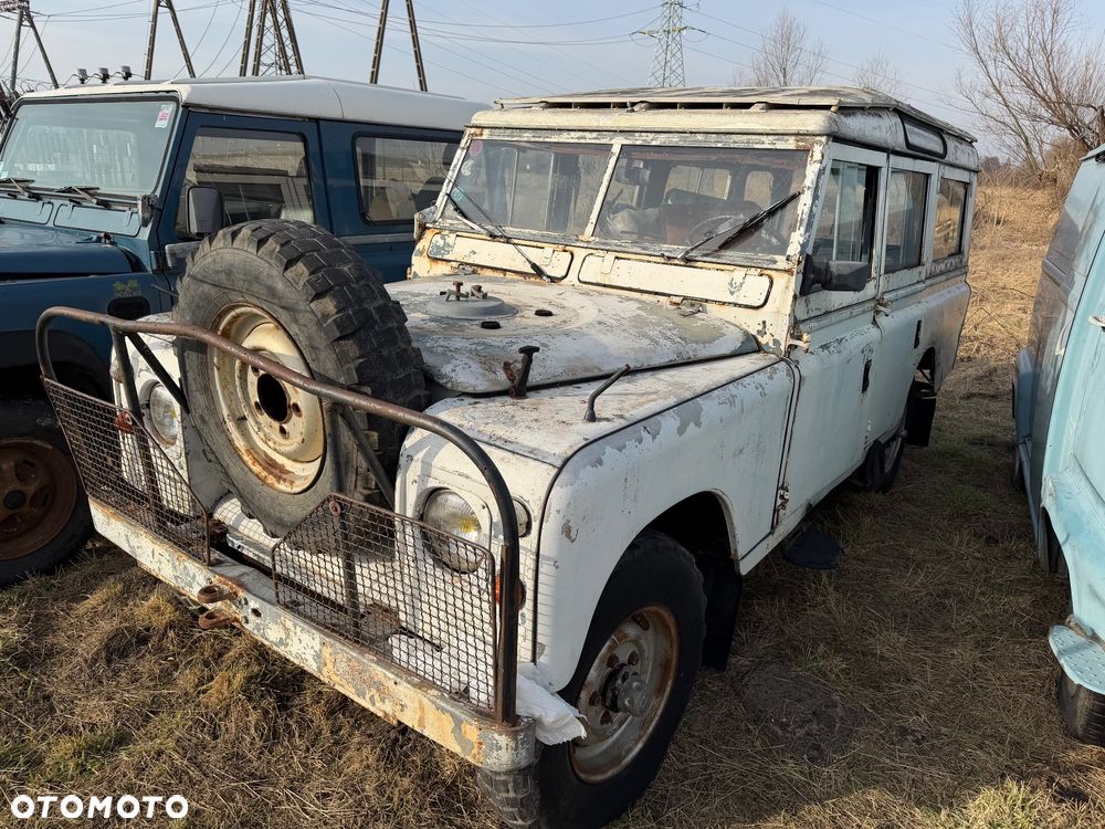 Land Rover Defender - 7