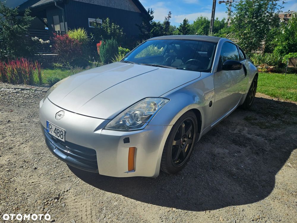 Nissan 350 Z Standard - 1