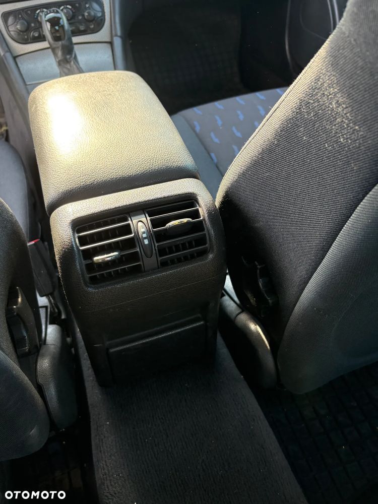 Mercedes-Benz Klasa C 220 CDI - 12