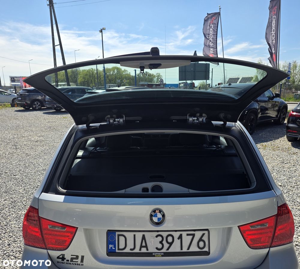 BMW Seria 3 318d DPF Edition Exclusive - 10