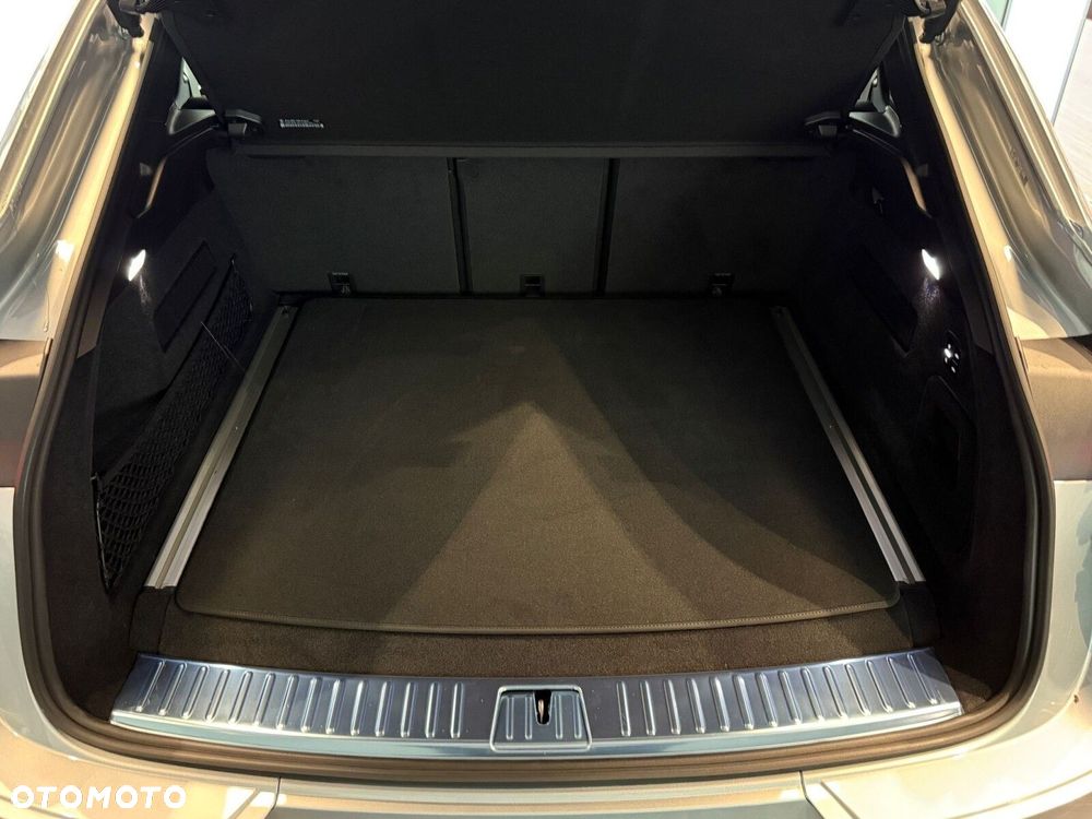 Porsche Cayenne - 29
