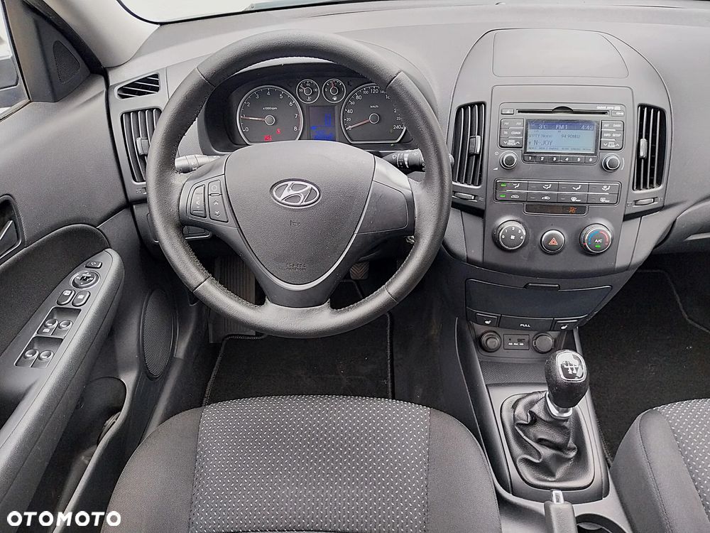 Hyundai i30 1.4 Edition 20 - 19