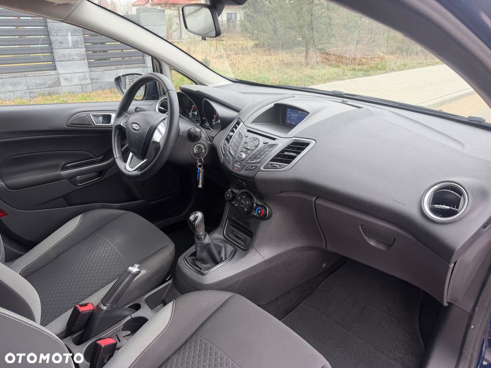 Ford Fiesta 1.25 Champions Edition - 34