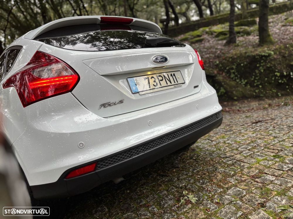 Ford Focus - 8