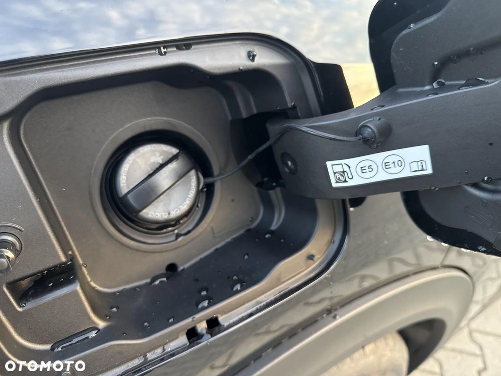 Peugeot 408 1.6 Plug-In Hybrid 225 GT E-DCS7 - 16