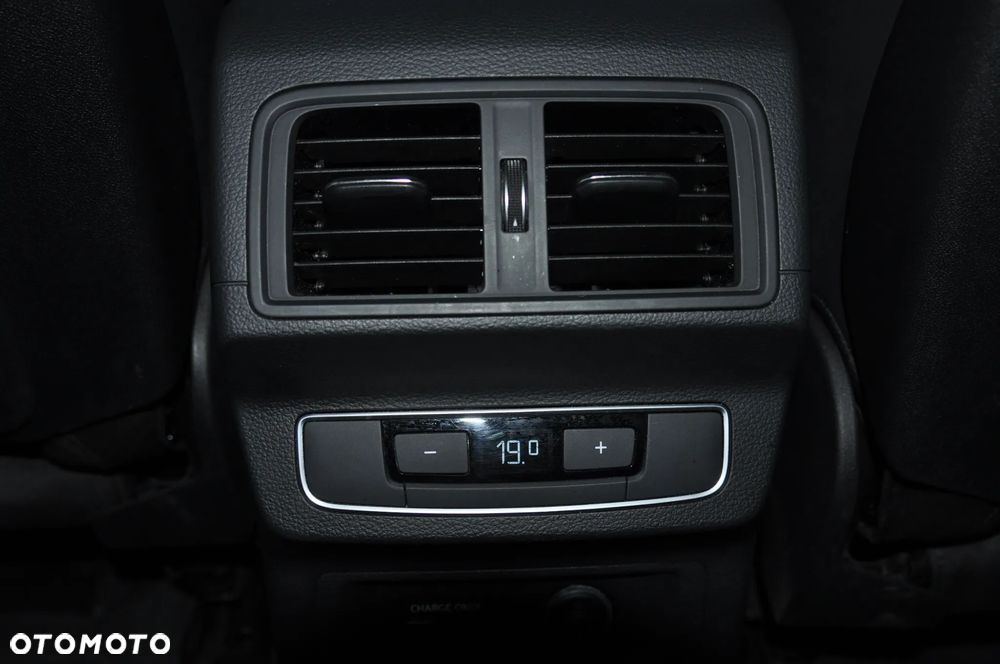 Audi Q5 Sportback 40 TDI quattro S tronic advanced - 13