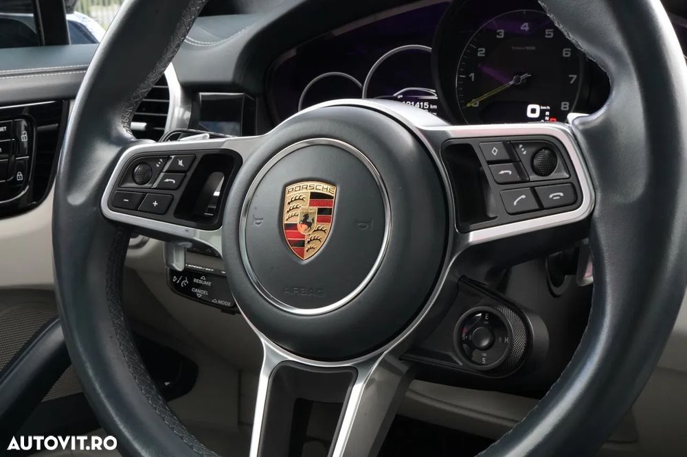 Porsche Cayenne Standard - 23