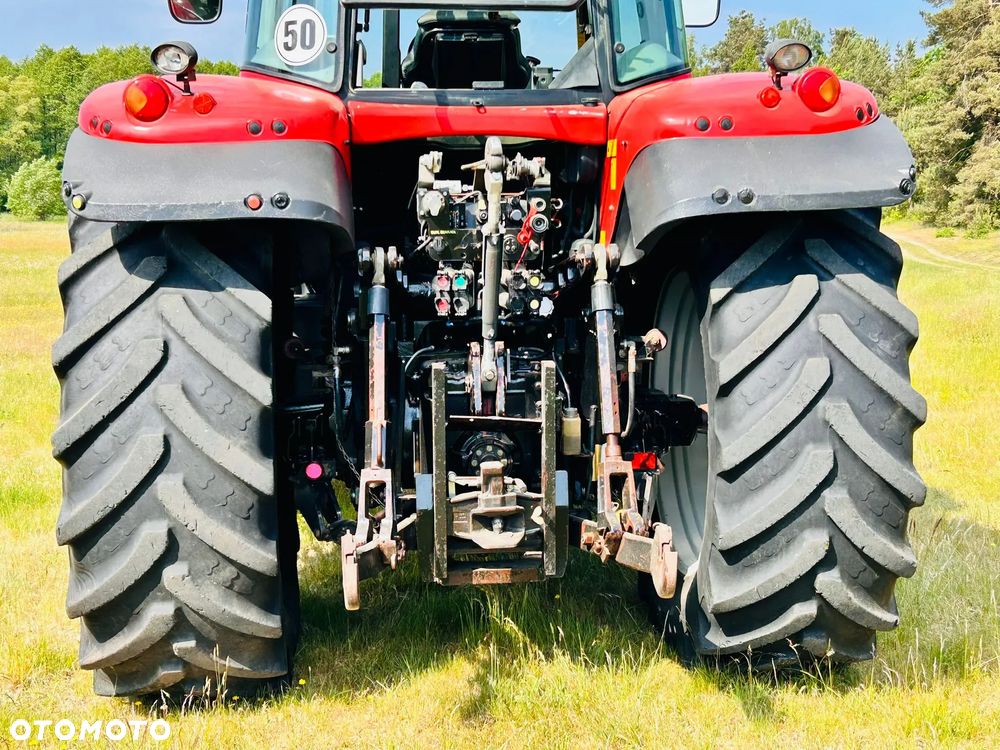 Massey Ferguson - 9