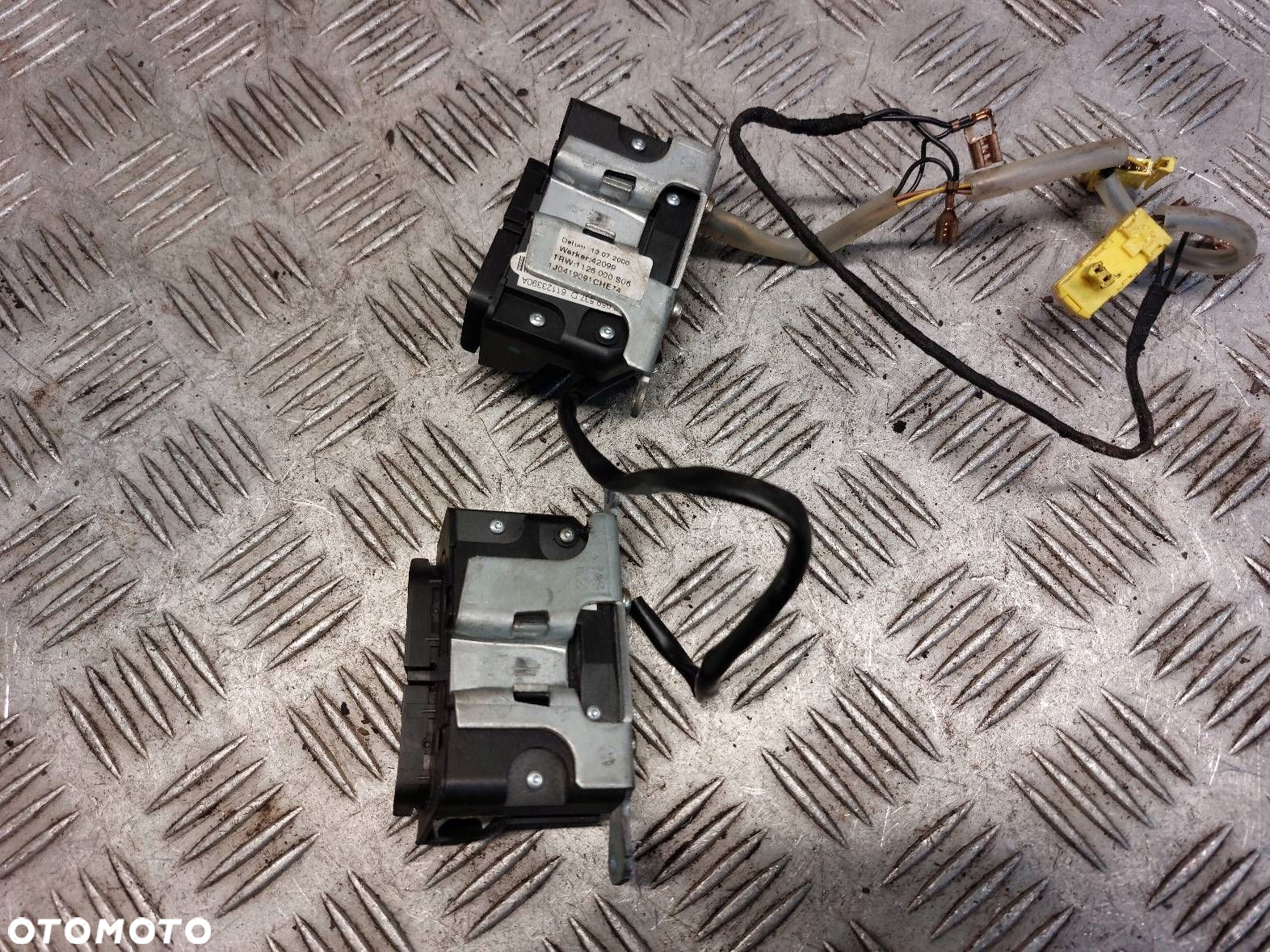 RADIO ODTWARZACZ BETA + ZMIENIARKA + PRZEŁĄCZNIKI MULTIFUNKCJI VW BORA - 13