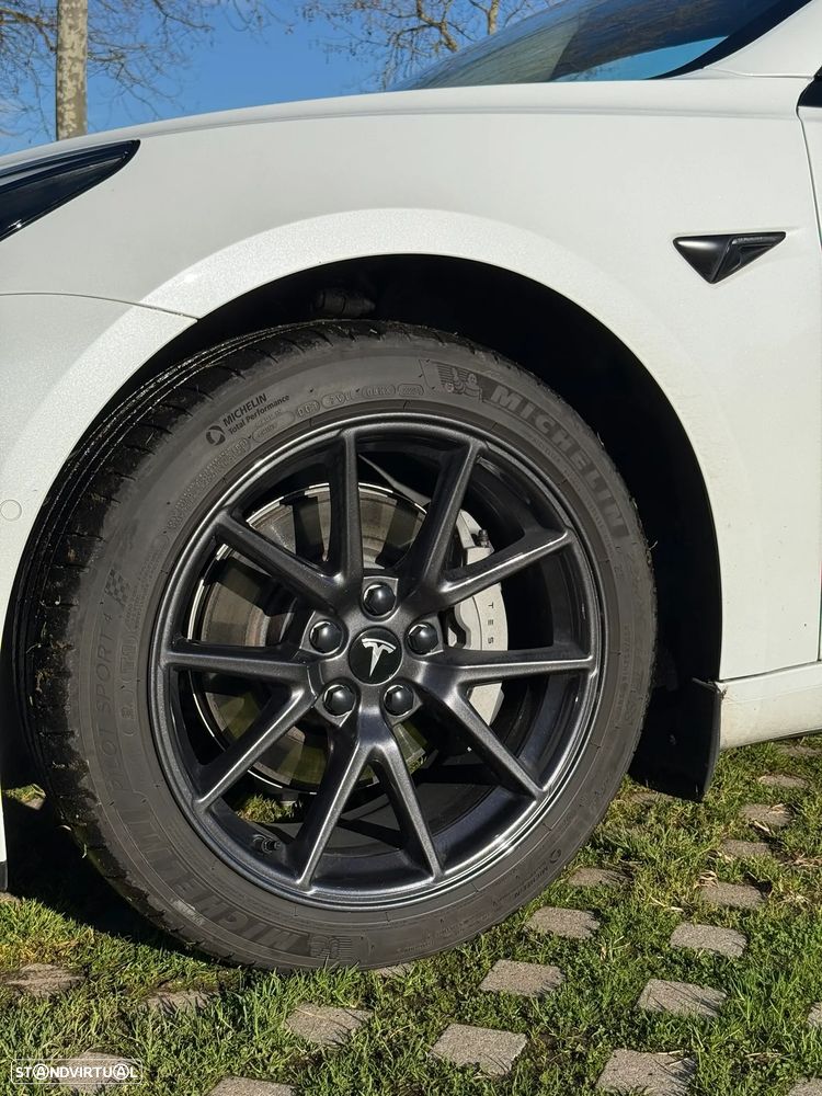 Tesla Model 3 Standard Range Plus RWD - 5
