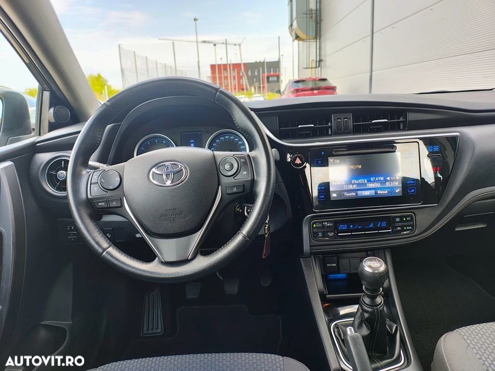 Toyota Corolla 1.6 Valvematic Luna - 8