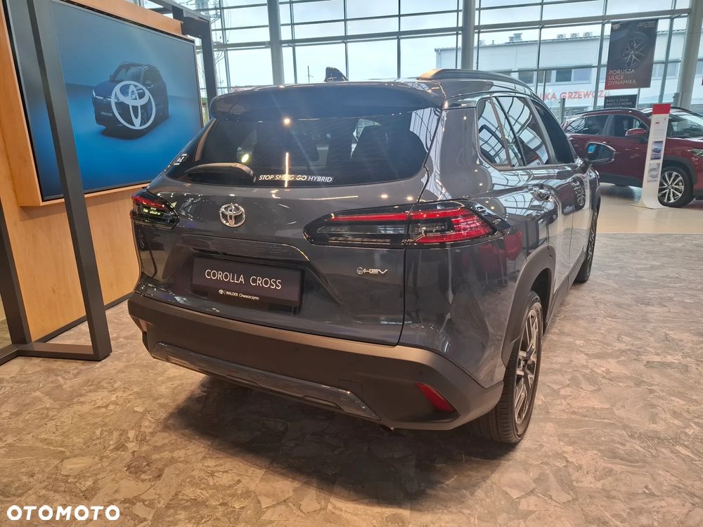 Toyota Corolla Cross 2.0 Hybrid Executive - 8