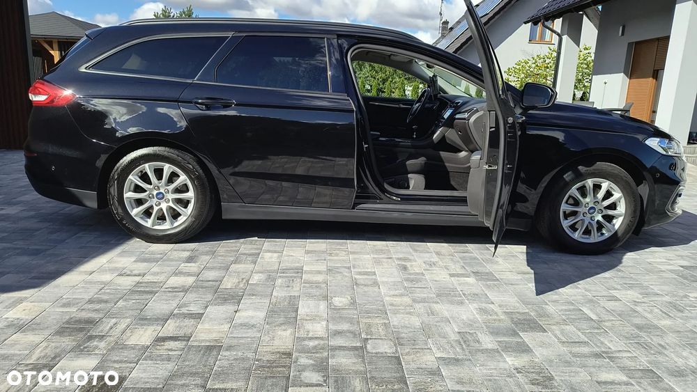 Ford Mondeo - 11