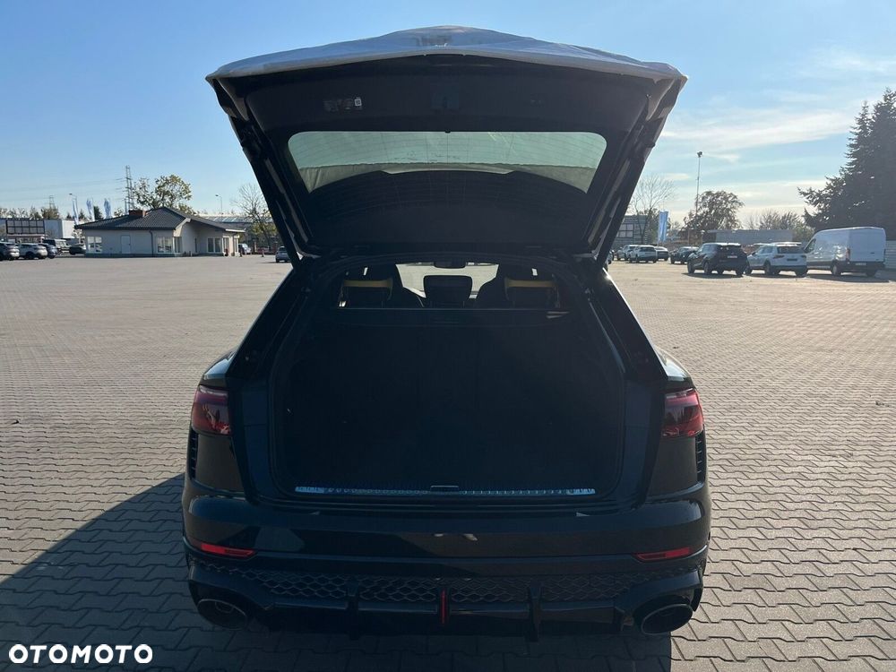 Audi RS Q8 - 5