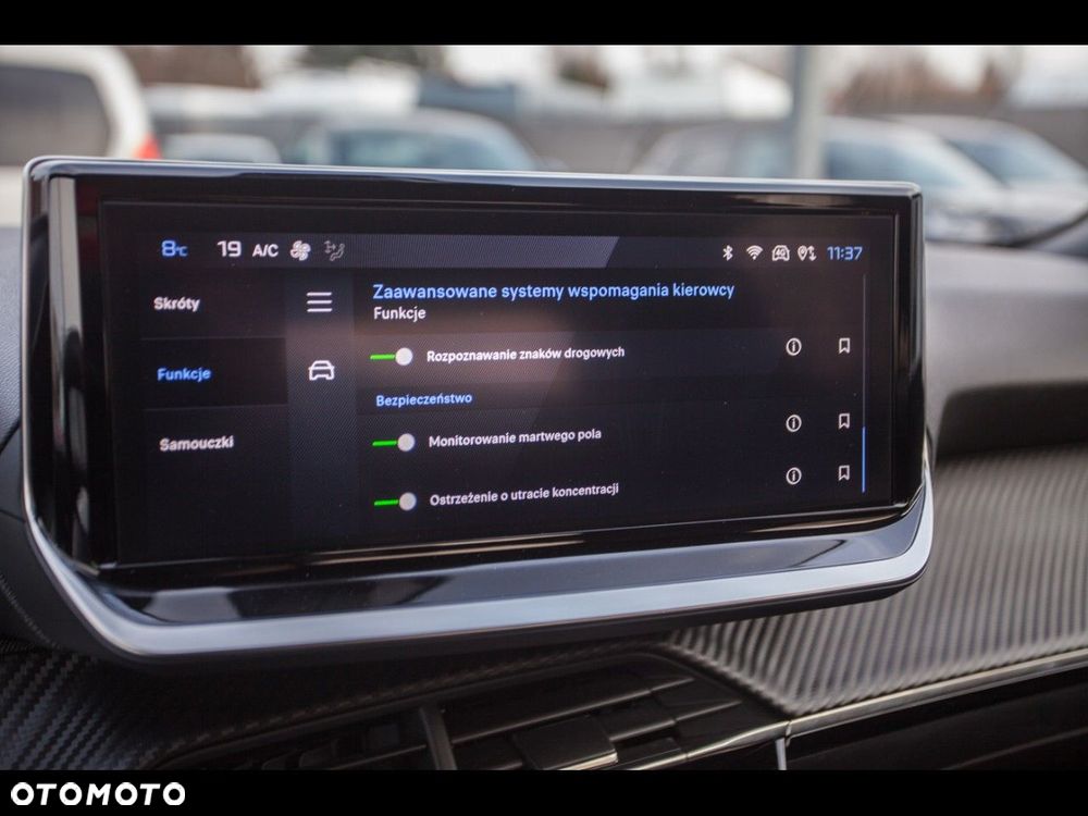 Peugeot 2008 1.2 PureTech Allure S&S EAT8 - 27