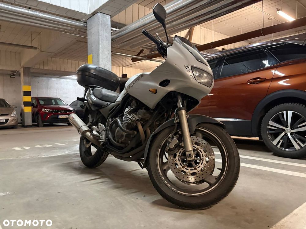 Yamaha XJ - 4