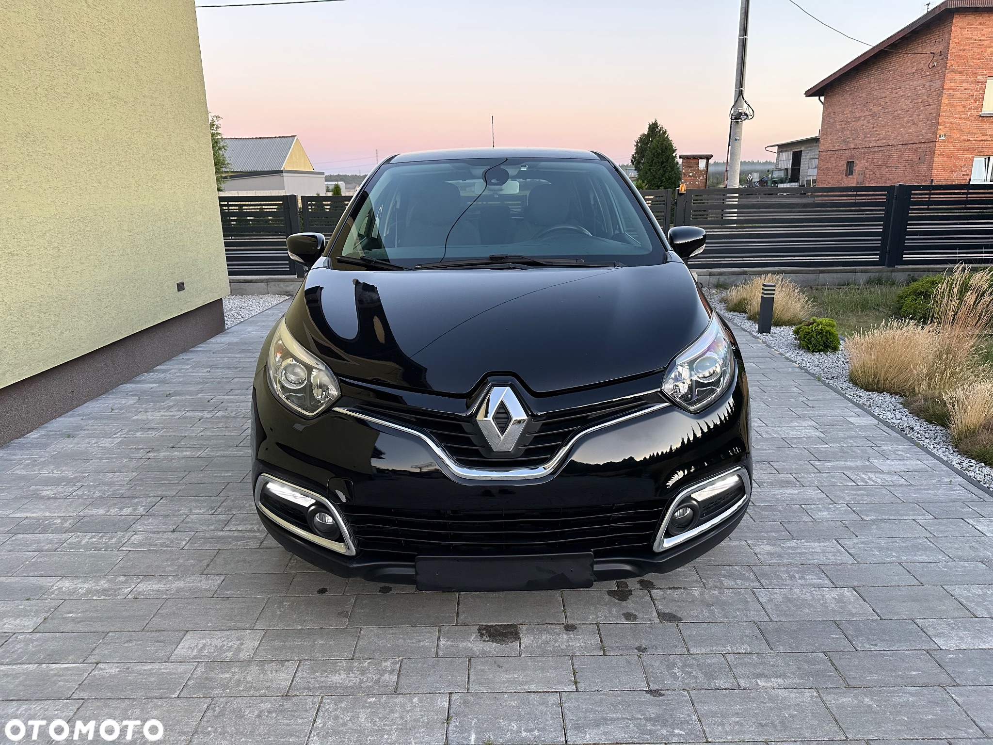 Renault Captur 1.5 dCi Intens EDC - 14