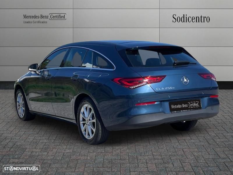 Mercedes-Benz CLA 250 e Shooting Brake Style Plus - 3