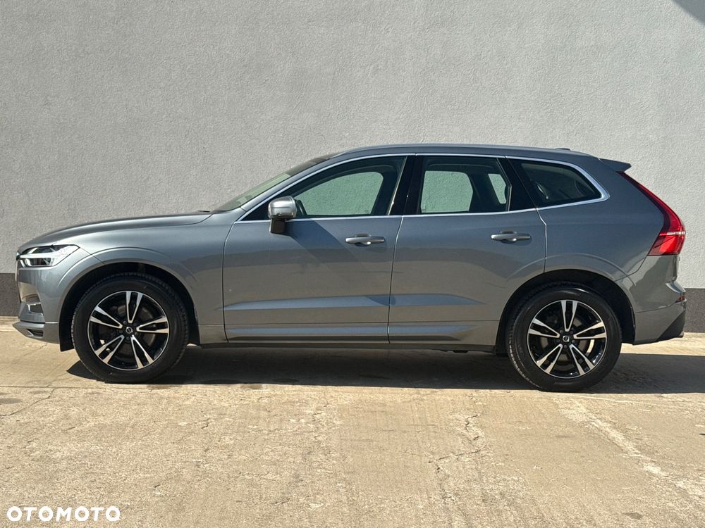Volvo XC 60 B4 D AWD Momentum Pro - 3