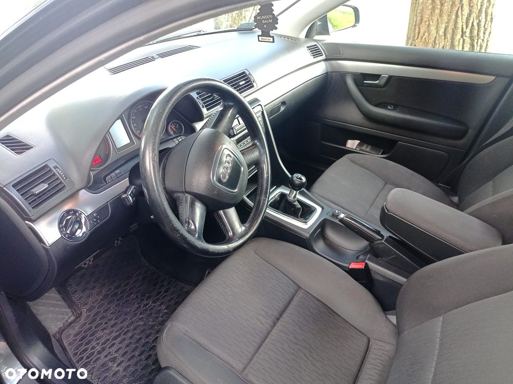Audi A4 Avant 2.0 TDI - 5