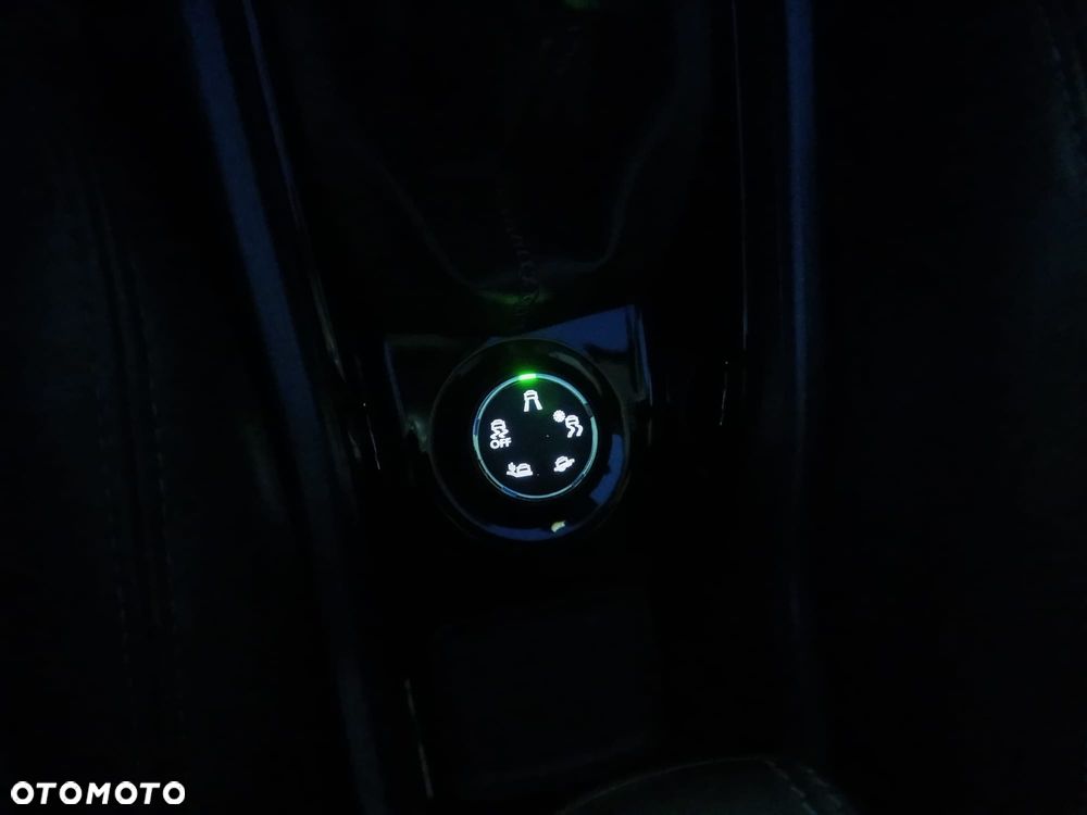 Peugeot 2008 - 24