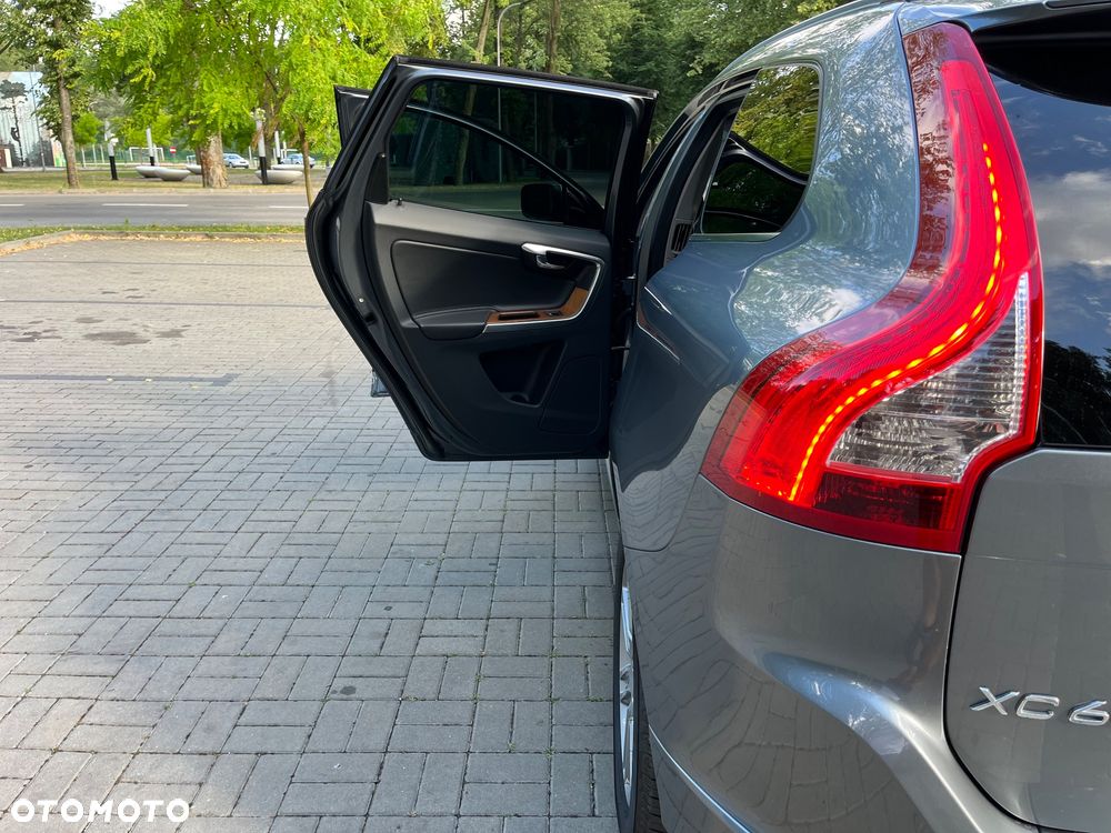 Volvo XC 60 - 11