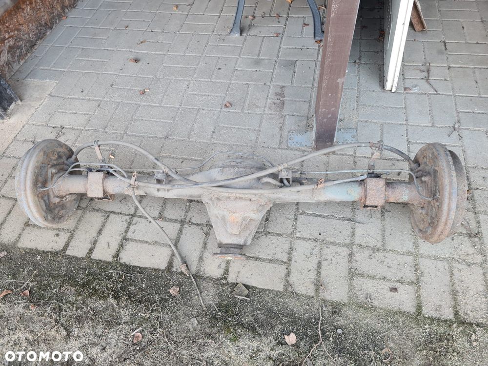 DAIHATSU FEROZA 1.6 MOST TYLNY 88-97r - 2