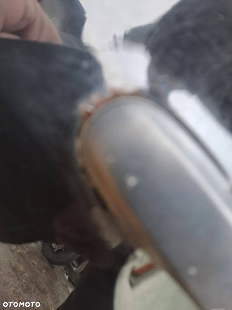 Hyundai I20 drzwi kompletne kod lakieru FR czarne - 3