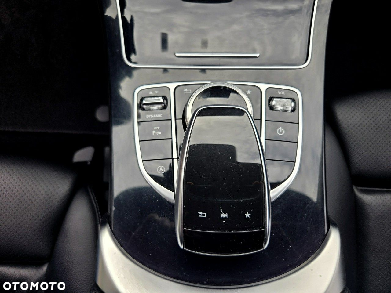Mercedes-Benz Klasa C 220 (BlueTEC) d 7G-TRONIC AMG Line - 21
