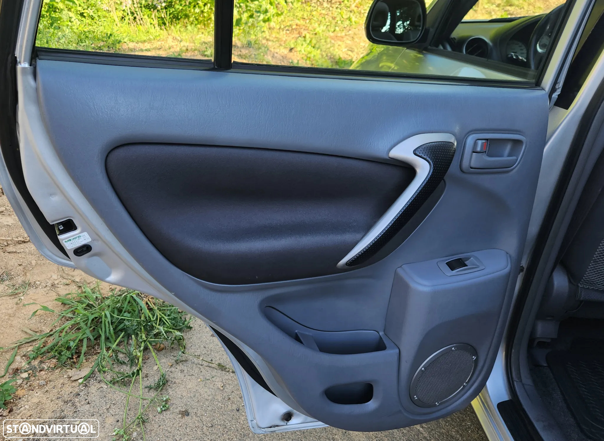 Toyota RAV4 2.0 Pack 2 - 14