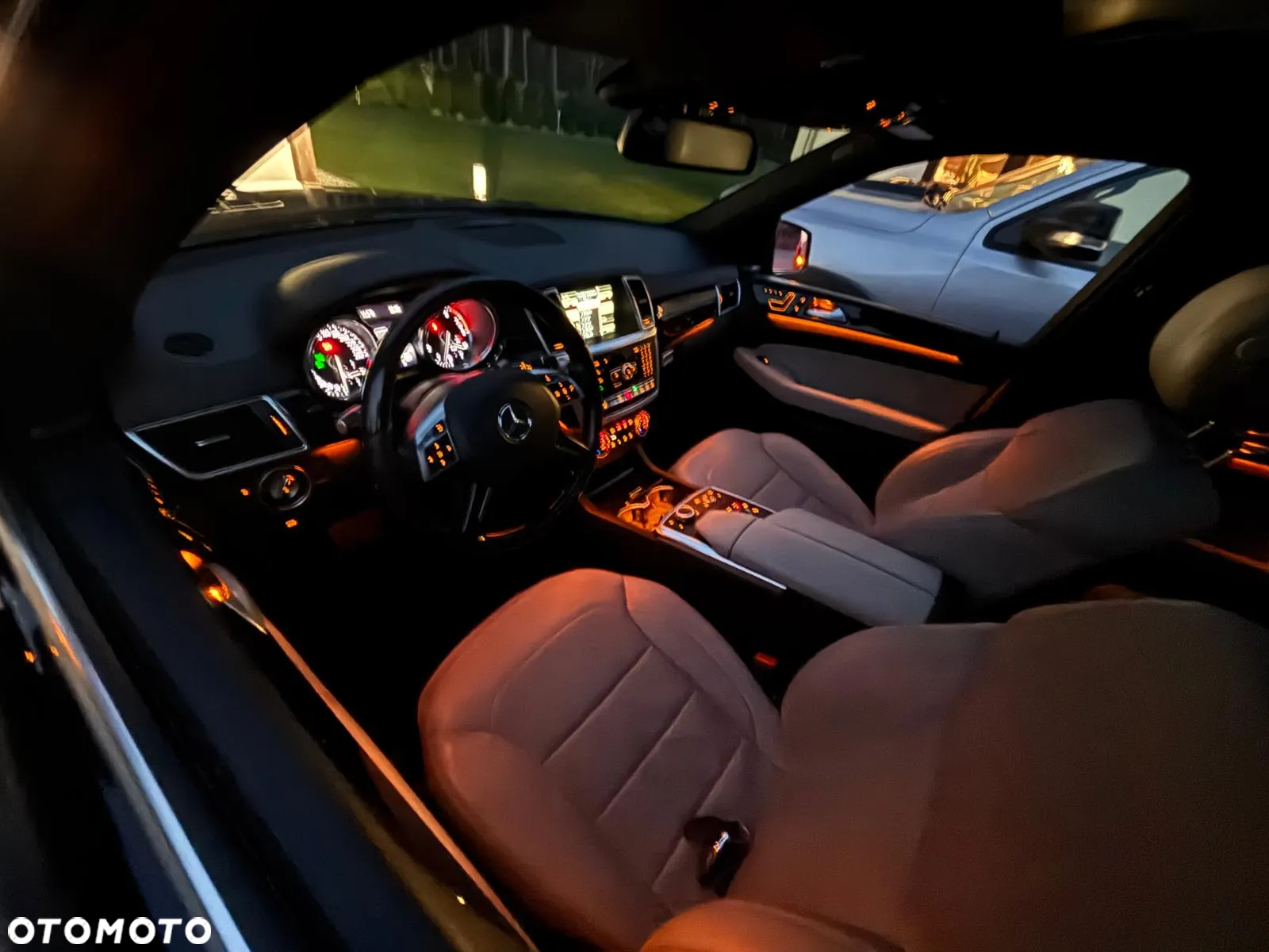 Mercedes-Benz GL 400 4-Matic - 9