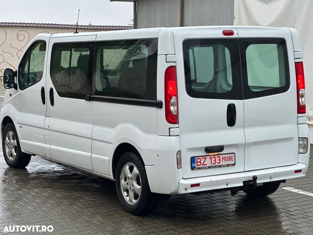 Opel Vivaro 2.0 CDTI L2H1 Easytronic DPF - 2