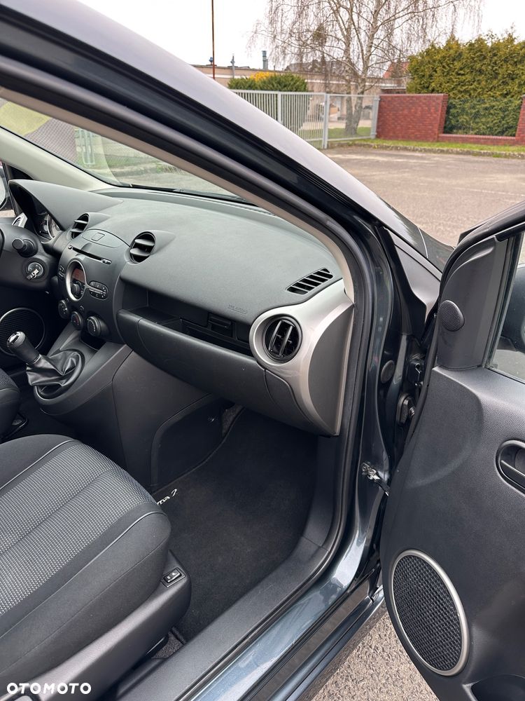 Mazda 2 1.5 Sport - 23