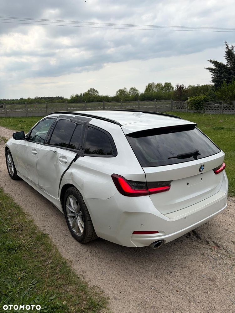 BMW Seria 3 320d Edition Luxury Line Purity - 7