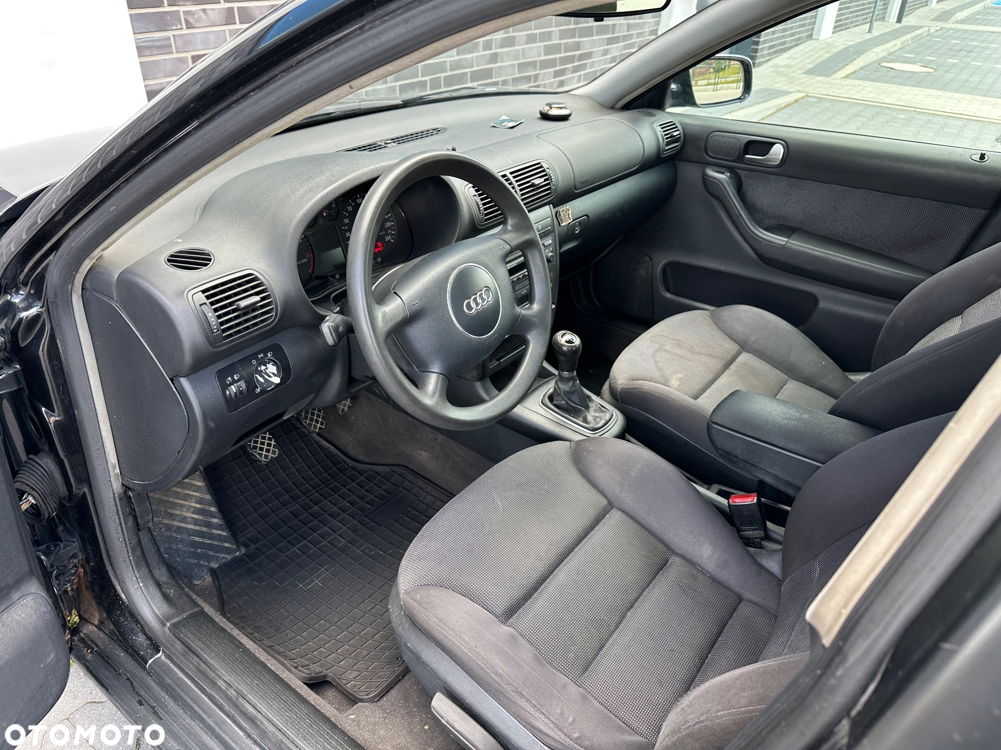 Audi A3 1.6 Attraction - 7