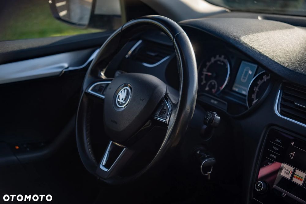 Skoda Octavia 2.0 TDI 4x4 DSG Style - 36