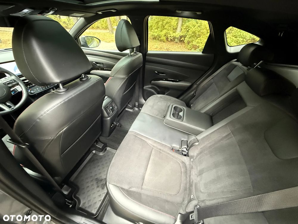 Hyundai Tucson 1.6 T-GDi HEV N-Line 2WD - 18