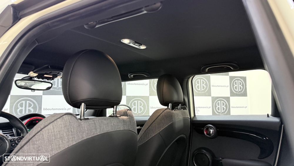 MINI 5 Portas Cooper Aut. - 21