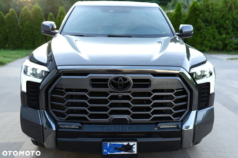 Toyota Tundra - 3