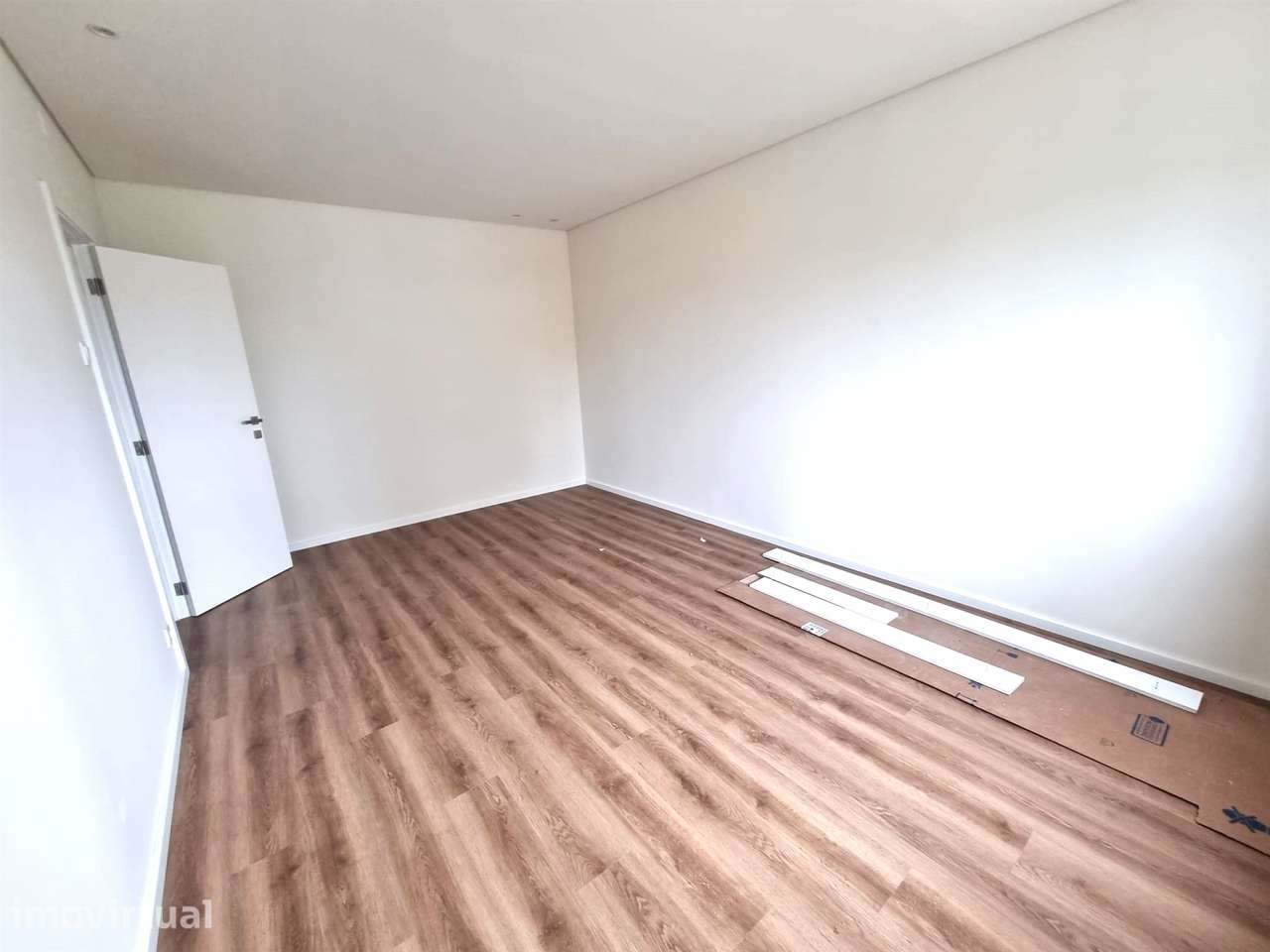 APARTAMENTO, 50 METROS DA PRAIA, PÓVOA DE VARZIM - Grande imagem: 3/15