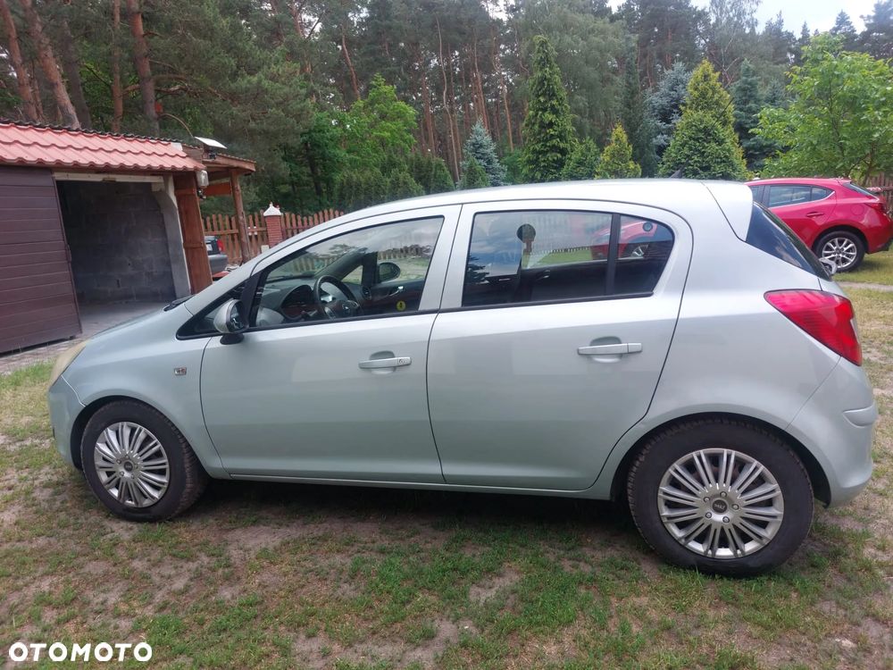 Opel Corsa 1.2 16V Enjoy - 3
