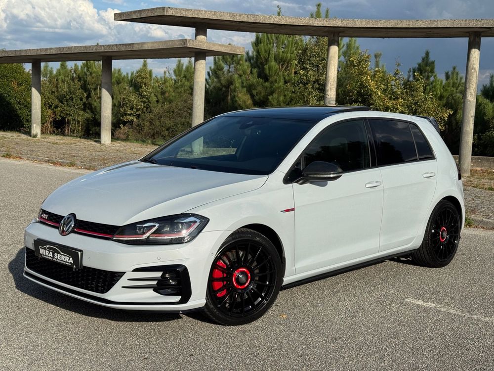 VW Golf 2.0 TSI GTI DSG Performance