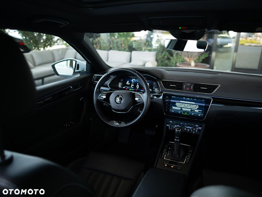 Skoda Superb 2.0 TDI SCR 4x4 L&K DSG - 19