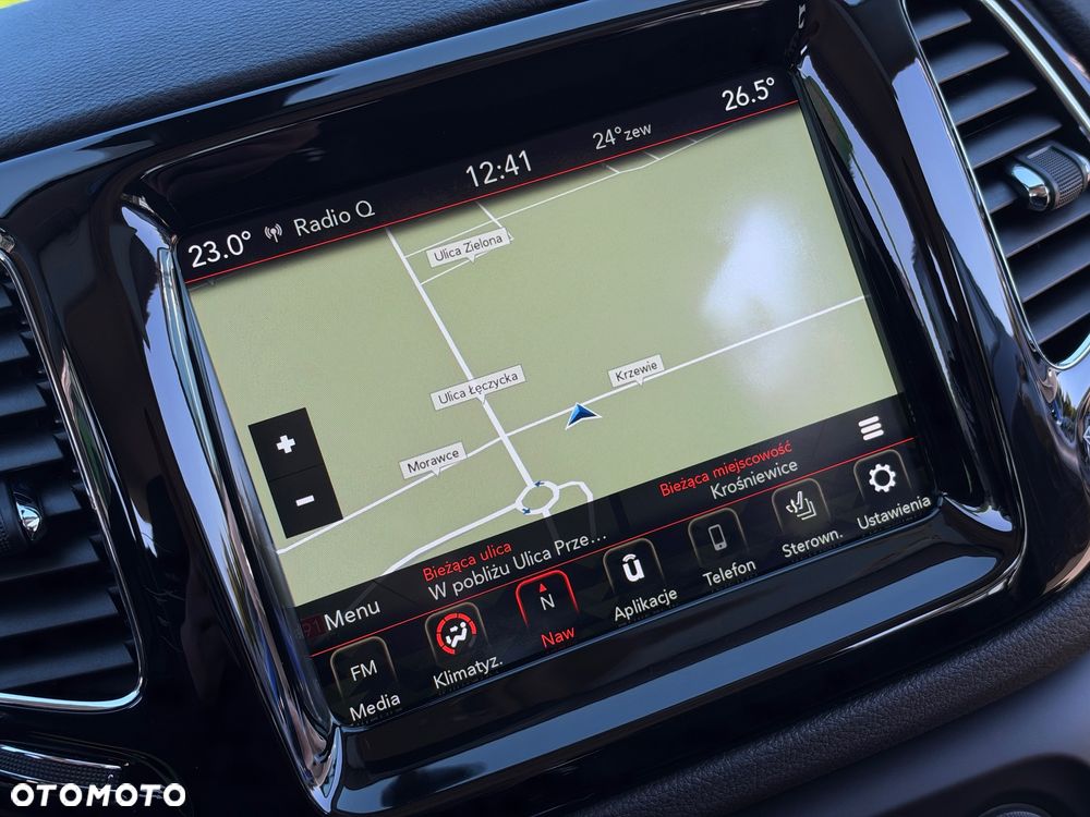 Jeep Compass - 24